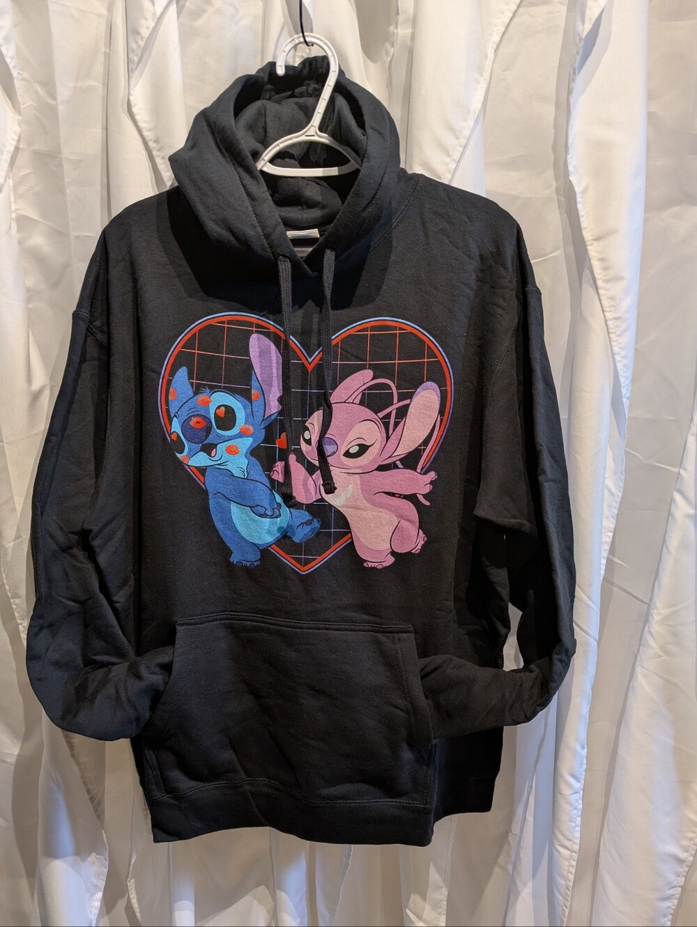 D2 Disney Stitch & Angel Heart Hoodie XL  Port & Company Fan Favorite